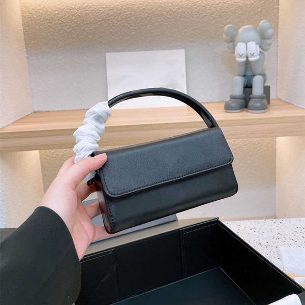 luxury fashion guangzhou ladies tote bag leather genuine selling famous brand handbag
luxury fashion guangzhou ladies tote bag leather genuine selling famous brand handbag