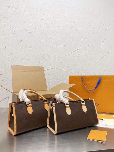 luxury designer large bags triangle handbag messenger crossbody wallet purse versatile large capacity vegetable basket shopping bag flower p
luxury designer large bags triangle handbag messenger crossbody wallet purse versatile large capacity vegetable basket shopping bag flower p