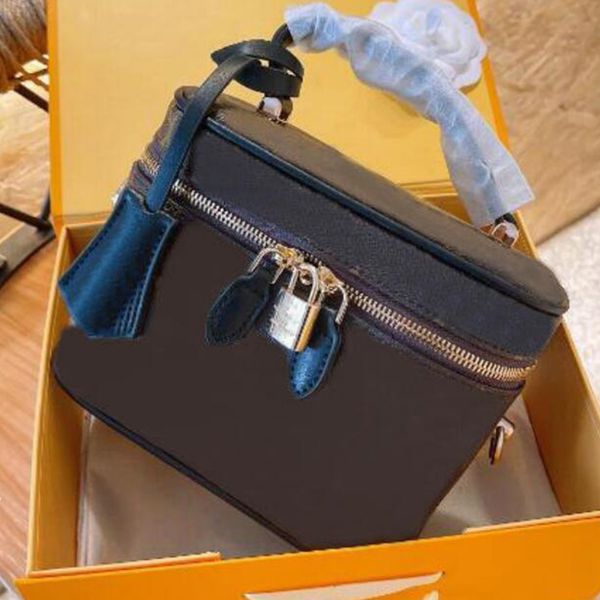 handheld lady cosmetic bags fashion makeup bag women designers handbag travel pouch ladies purses organizador toiletry bag
handheld lady cosmetic bags fashion makeup bag women designers handbag travel pouch ladies purses organizador toiletry bag