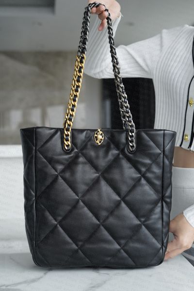 10a 19bag shopping bag 22b women bag fashion two-color chain large capacity buckle cc logo diamond plaid sheepskin classic designer product
10a 19bag shopping bag 22b women bag fashion two-color chain large capacity buckle cc logo diamond plaid sheepskin classic designer product