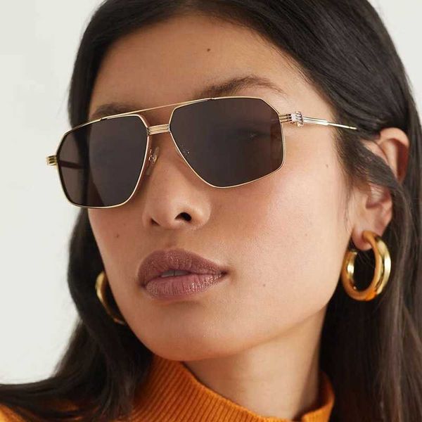 luxury mens sunglasses for women carter sunglass fashion brand design rivet retro woman sun glasses uv400 carti premiere driver good, White;black
luxury mens sunglasses for women carter sunglass fashion brand design rivet retro woman sun glasses uv400 carti premiere driver good, White;black