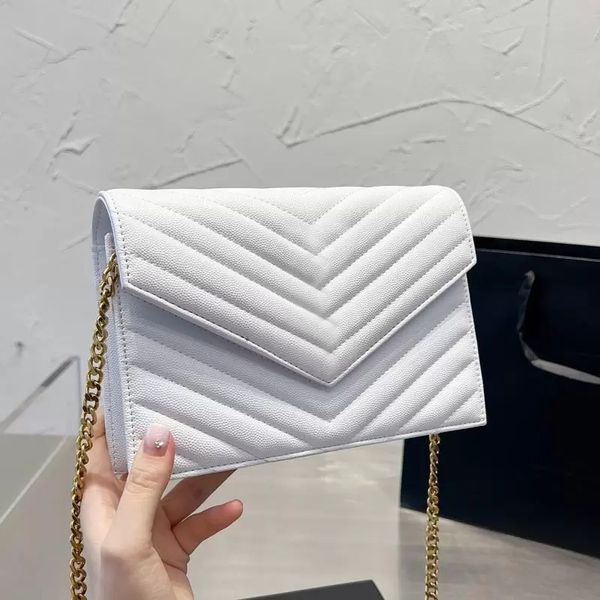 genuine leather bag comes with box woc chain bag women luxurys fashion designers bags female clutch classic girl handbags 220527, Black;red
genuine leather bag comes with box woc chain bag women luxurys fashion designers bags female clutch classic girl handbags 220527, Black;red