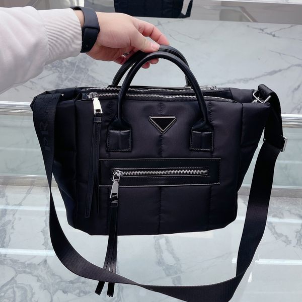 designer tote the tote bag women nylon handbag totes bags womens fashion shoulder large capacity handbags
designer tote the tote bag women nylon handbag totes bags womens fashion shoulder large capacity handbags
