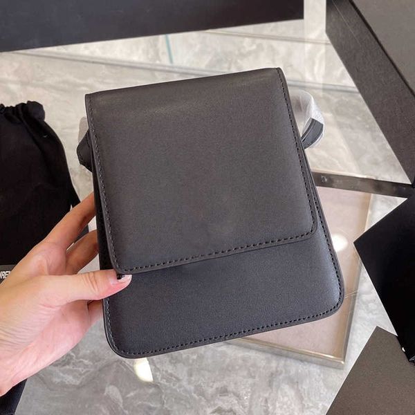 wholesale ladies simple luxury designer bags leisure famous brands supplier handbags for women
wholesale ladies simple luxury designer bags leisure famous brands supplier handbags for women