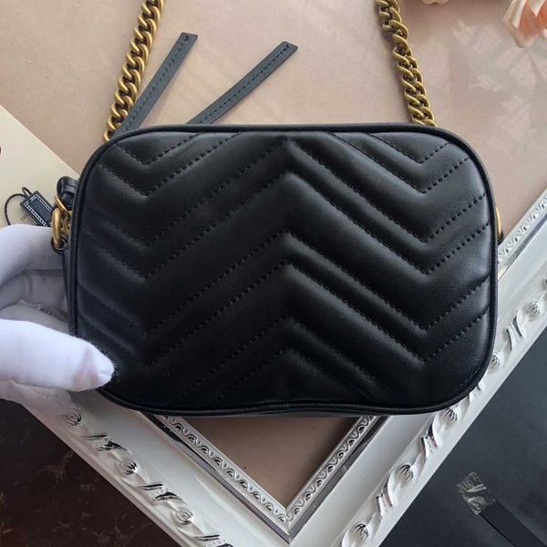 versatile classic chain one shoulder messenger bag dinner bag gold label old quilted leather women designer camera bags handbag 18cm 24cm to
versatile classic chain one shoulder messenger bag dinner bag gold label old quilted leather women designer camera bags handbag 18cm 24cm to