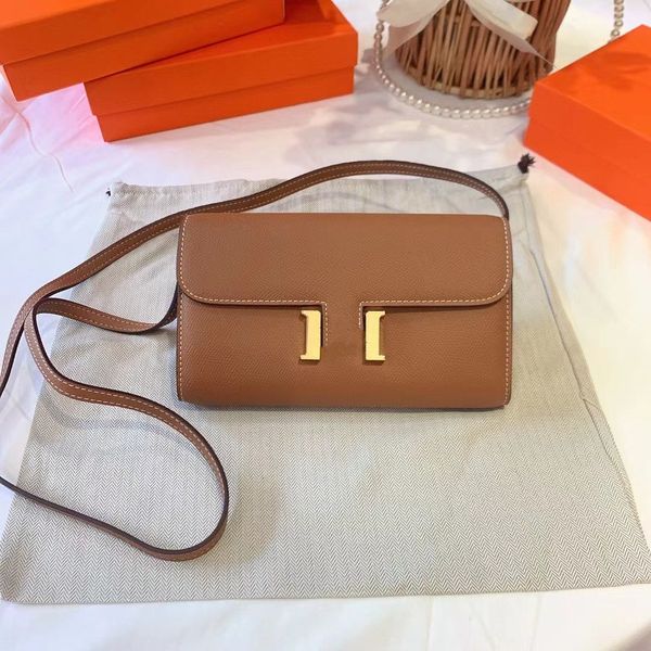 famous designer shouler bags purses with strap genuine leather women clutches bag ladies envelope wallets gold buckle long wallet card holde
famous designer shouler bags purses with strap genuine leather women clutches bag ladies envelope wallets gold buckle long wallet card holde