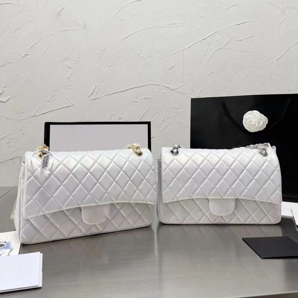 designer bag clutch flap shoulder chain handbag totes boy bags check velour thread purse double letters solid hasp square stripes women luxu
designer bag clutch flap shoulder chain handbag totes boy bags check velour thread purse double letters solid hasp square stripes women luxu