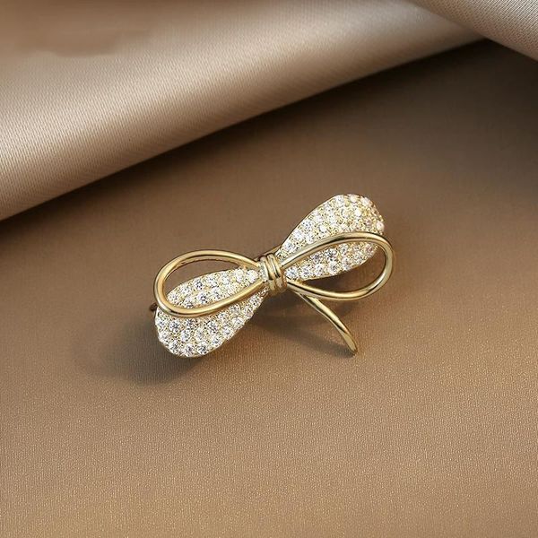 pins brooches bow for women buckle decorative pin clothes accessories charm luxury crystal jewelry gifts 230104, Gray
pins brooches bow for women buckle decorative pin clothes accessories charm luxury crystal jewelry gifts 230104, Gray