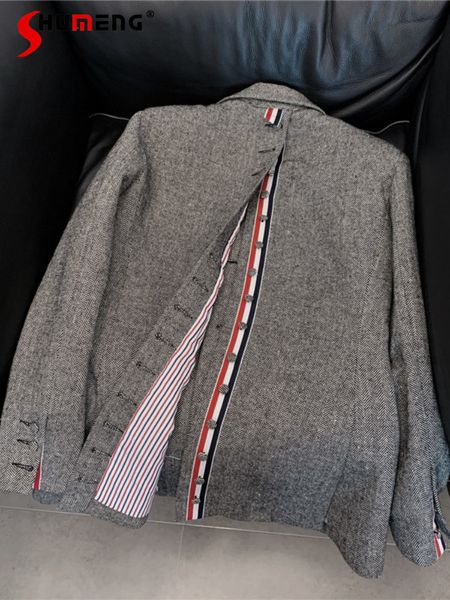 women's suits blazers loose gray woolen coat female autumn and winter long sleeve suit collar buttons back slit femenino 230104, White;black
women's suits blazers loose gray woolen coat female autumn and winter long sleeve suit collar buttons back slit femenino 230104, White;black