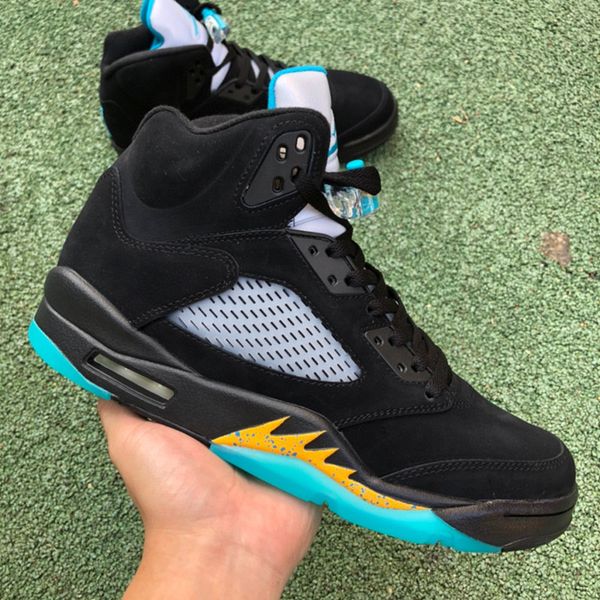 2023 original quality 5s aqua basketball shoes mens designer shoes 5 black aquatone-taxi men women sports sneakers come with box size 40-47.
2023 original quality 5s aqua basketball shoes mens designer shoes 5 black aquatone-taxi men women sports sneakers come with box size 40-47.