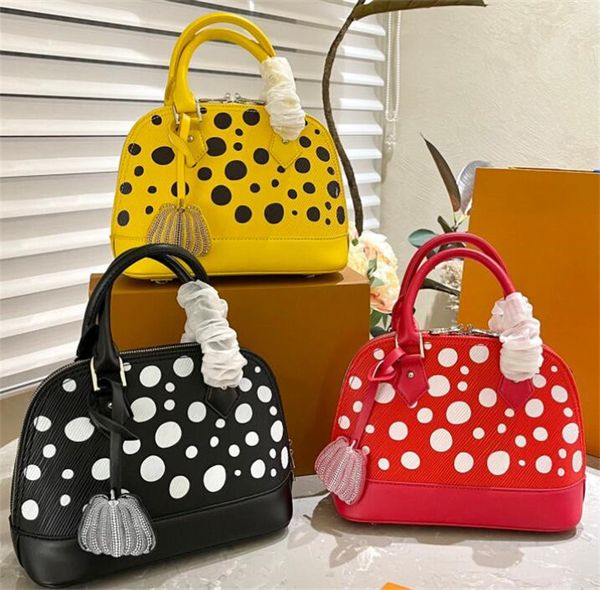 shell bags x yk alma bb handbag women cosmetic tote designer l shoulder crossbody bag luxurious lady fashion messenger wallet vs satchels pu
shell bags x yk alma bb handbag women cosmetic tote designer l shoulder crossbody bag luxurious lady fashion messenger wallet vs satchels pu
