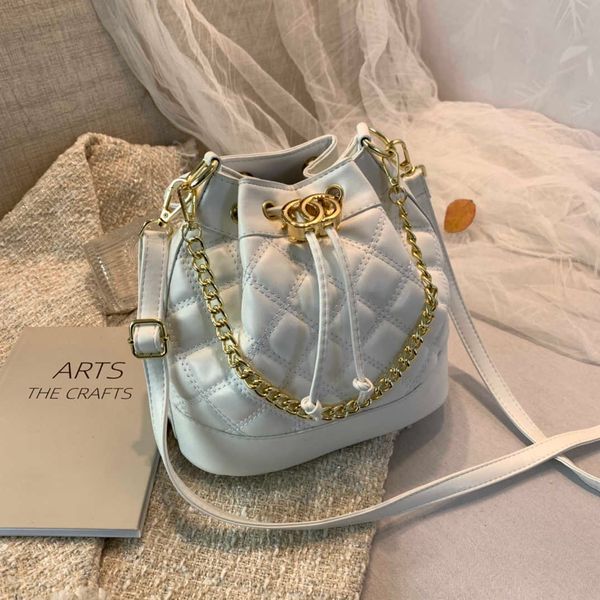 handbags for women 2023 designer luxury brand bucket casual single shoulder bags ladies messenger brand leather bag cross body bag w230105
handbags for women 2023 designer luxury brand bucket casual single shoulder bags ladies messenger brand leather bag cross body bag w230105