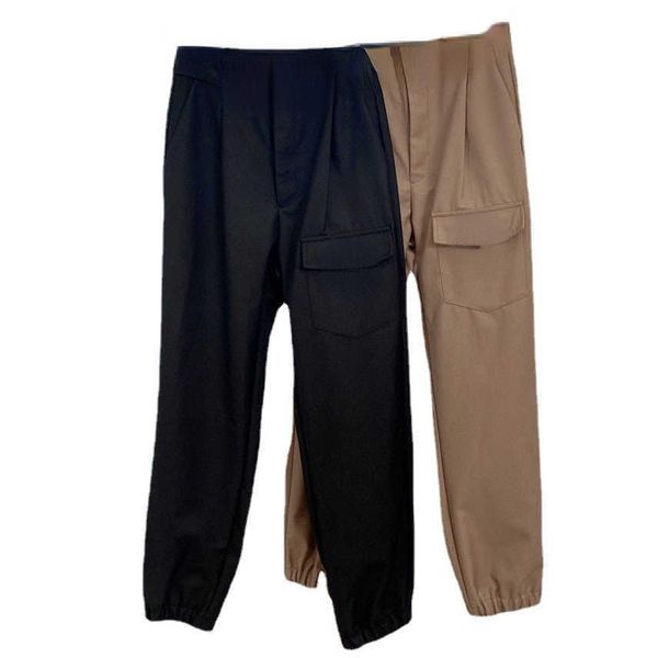 women's pants capris the new classic triangle leather label 22 in early autumn is casual and versatile, Black;white
women's pants capris the new classic triangle leather label 22 in early autumn is casual and versatile, Black;white