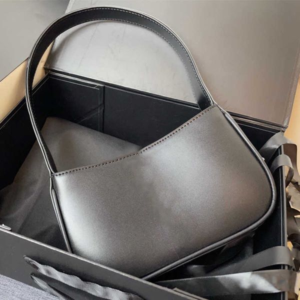 cool fashion ladies luxury designer bags classic temperament leisure handbags for women
cool fashion ladies luxury designer bags classic temperament leisure handbags for women