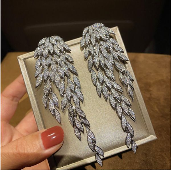 charm s925 silver needle multilayer leaves exaggerated tassel earrings fashion light luxury design trend 230105, Golden
charm s925 silver needle multilayer leaves exaggerated tassel earrings fashion light luxury design trend 230105, Golden