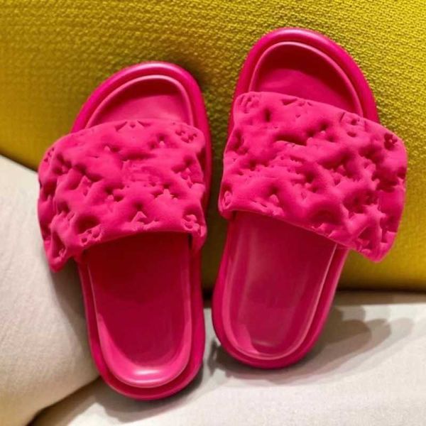 slippers thick soled silk satin embossed word men's and women's lovers' sandals, Black
slippers thick soled silk satin embossed word men's and women's lovers' sandals, Black