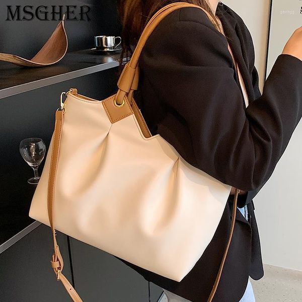 shoulder bags luxury women tote bag large capacity retro oil leather handbag trendy outdoors with pocket handle sacs
shoulder bags luxury women tote bag large capacity retro oil leather handbag trendy outdoors with pocket handle sacs