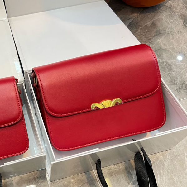 designers bag triomphe smooth cowhide bag women teen cuir handbag golden chain shopping bags lady wallet luxurys crossbody bag real leather
designers bag triomphe smooth cowhide bag women teen cuir handbag golden chain shopping bags lady wallet luxurys crossbody bag real leather