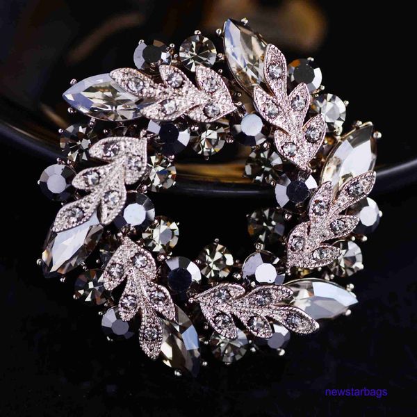 factory outlet wholesale brooches baroque flower ring brooch elegant temperament atmosphere clothing accessories suit coat, Gray
factory outlet wholesale brooches baroque flower ring brooch elegant temperament atmosphere clothing accessories suit coat, Gray
