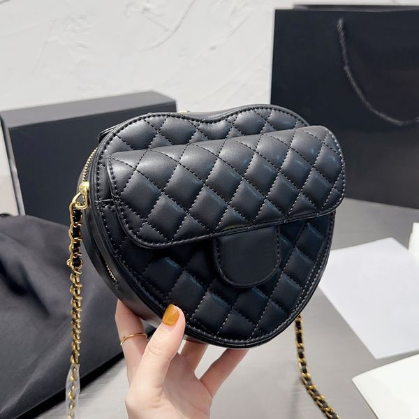 designer luxury brand shoulder women chain crossbody messenger tote bags leather love shape handbags purses multiple colors
designer luxury brand shoulder women chain crossbody messenger tote bags leather love shape handbags purses multiple colors