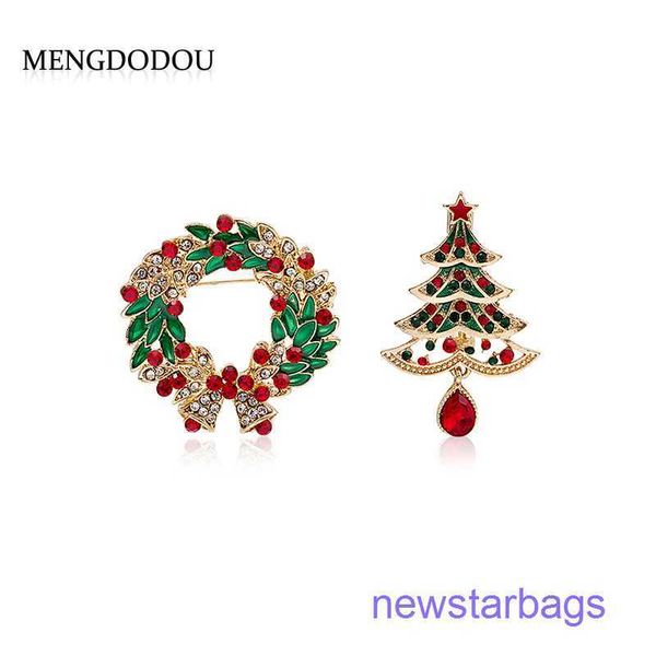 factory outlet wholesale brooches better selling christmas ornaments metal drip oil wreath hollow diamond brooch women's clothing acces, Gray
factory outlet wholesale brooches better selling christmas ornaments metal drip oil wreath hollow diamond brooch women's clothing acces, Gray