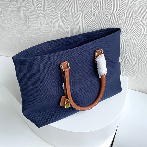 new fashion designer totes bags leather shopping bag lady embossing shoulder bags womens crossbody evening purse casual wallets
new fashion designer totes bags leather shopping bag lady embossing shoulder bags womens crossbody evening purse casual wallets