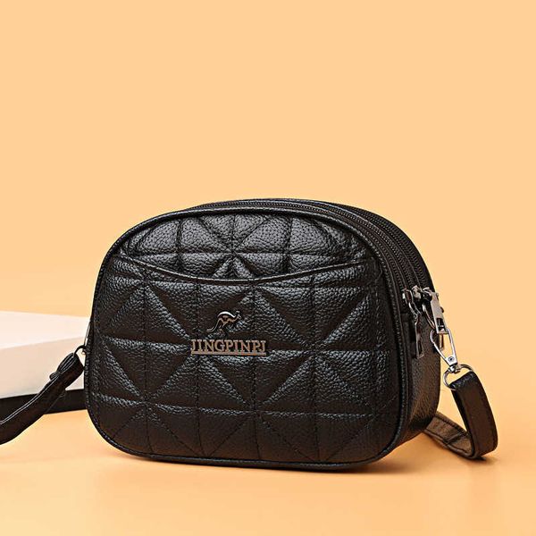 middle aged lady's mobile phone bag mother's soft leather embroidered thread single shoulder messenger casual fashion small round
middle aged lady's mobile phone bag mother's soft leather embroidered thread single shoulder messenger casual fashion small round