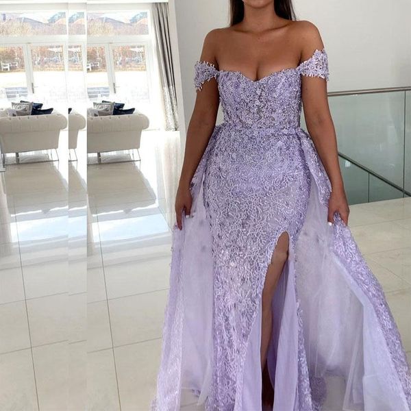2023 evening dresses wear lilac off shoulder lace appliques crystal beads mermaid overskirts side split plus size party formal prom gowns, Black;red
2023 evening dresses wear lilac off shoulder lace appliques crystal beads mermaid overskirts side split plus size party formal prom gowns, Black;red