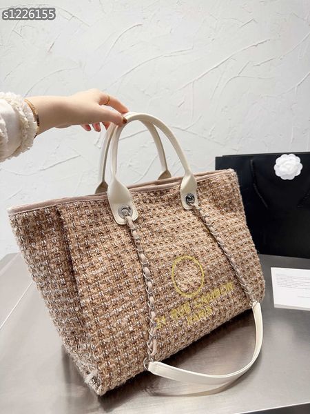 totes bag girl 2023 new black tote bag one shoulder designer bag tweed totes luxury brand fashion female bags chain hand bags w230106
totes bag girl 2023 new black tote bag one shoulder designer bag tweed totes luxury brand fashion female bags chain hand bags w230106
