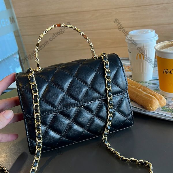mini flap enamel handle totes bags for women quilted diamond pattern classic designer wallets gold metal hardware coin purses with chain
mini flap enamel handle totes bags for women quilted diamond pattern classic designer wallets gold metal hardware coin purses with chain