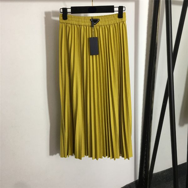 stylish letter triangle dresses designer elastic dress women high waist pleated skirt spring autumn long skirt, Black;pink
stylish letter triangle dresses designer elastic dress women high waist pleated skirt spring autumn long skirt, Black;pink