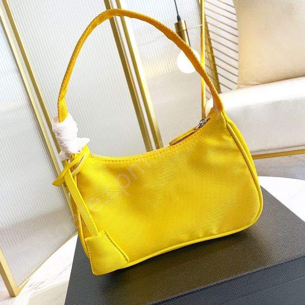luxury womens bags designer half moon bag nylon handbag versatile women bags wallets ladies fashion tote casual classic designer totes versa
luxury womens bags designer half moon bag nylon handbag versatile women bags wallets ladies fashion tote casual classic designer totes versa