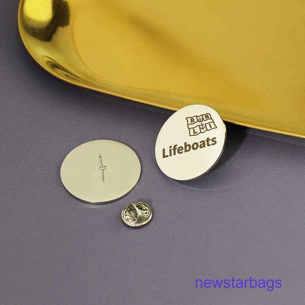 factory outlet wholesale brooches fashionable and creative small pair of stainless steel engraved round smooth brooch electroplated pin, Gray
factory outlet wholesale brooches fashionable and creative small pair of stainless steel engraved round smooth brooch electroplated pin, Gray