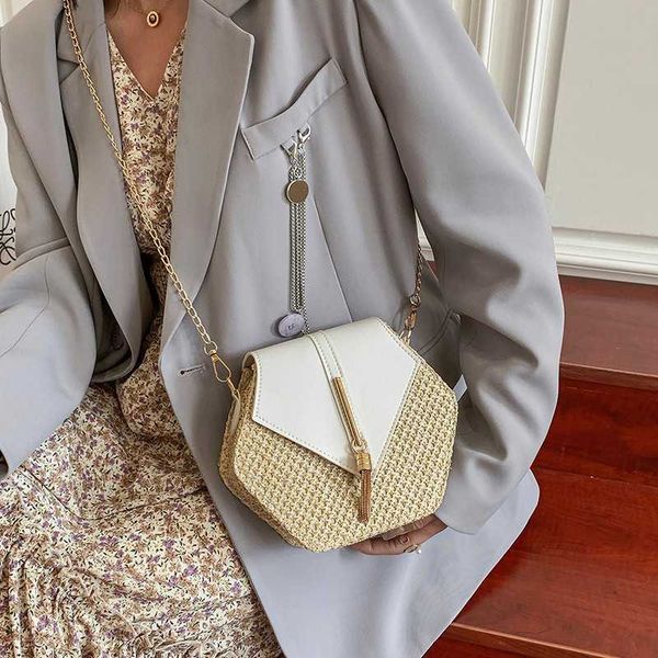 new bag fashion spring and summer handmade women's rattan hand messenger pu straw woven large capacity weaving
new bag fashion spring and summer handmade women's rattan hand messenger pu straw woven large capacity weaving
