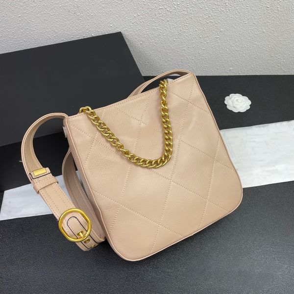 chain new tote bags fashion one shoulder bag designer handbag luxury bag classic ringer pattern metal buckle autumn and winter 2023
chain new tote bags fashion one shoulder bag designer handbag luxury bag classic ringer pattern metal buckle autumn and winter 2023