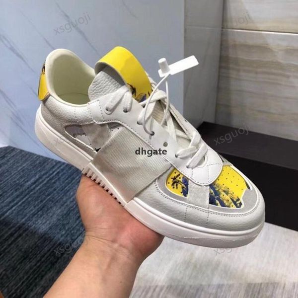 shoes new color camo suede studded camouflage rock runner sneaker for women men stud casual luxury design sho valentinoes valentinoity bak, Black
shoes new color camo suede studded camouflage rock runner sneaker for women men stud casual luxury design sho valentinoes valentinoity bak, Black