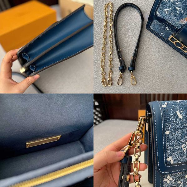 shoulder bags 2023 designer new denim daphne handbag one shoulder large capacity printing chain messenger bag women
shoulder bags 2023 designer new denim daphne handbag one shoulder large capacity printing chain messenger bag women