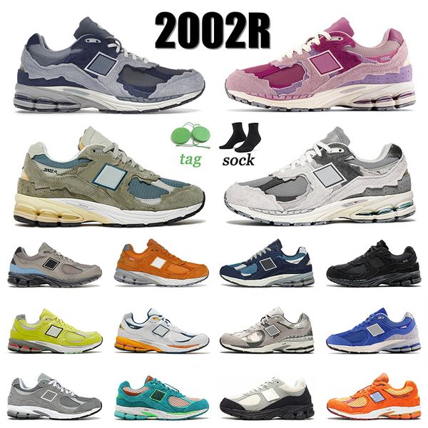 2002r protection pack casual shoes designer 2002 r trainers for mens women grey purple pink rain cloud mirage phantom bape black royal dark 
2002r protection pack casual shoes designer 2002 r trainers for mens women grey purple pink rain cloud mirage phantom bape black royal dark