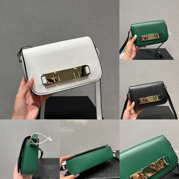 pbag triangle designers crossbody bags totes the tote pouch cross body womens designers bag mini purse handbag messenger purse 221125
pbag triangle designers crossbody bags totes the tote pouch cross body womens designers bag mini purse handbag messenger purse 221125