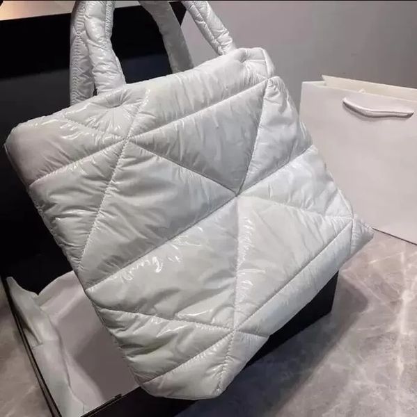 yy classic brand puffer shopping bags winter fashion famous luxury designer large capacity outdoor sacoche street white/beige/black handle t
yy classic brand puffer shopping bags winter fashion famous luxury designer large capacity outdoor sacoche street white/beige/black handle t