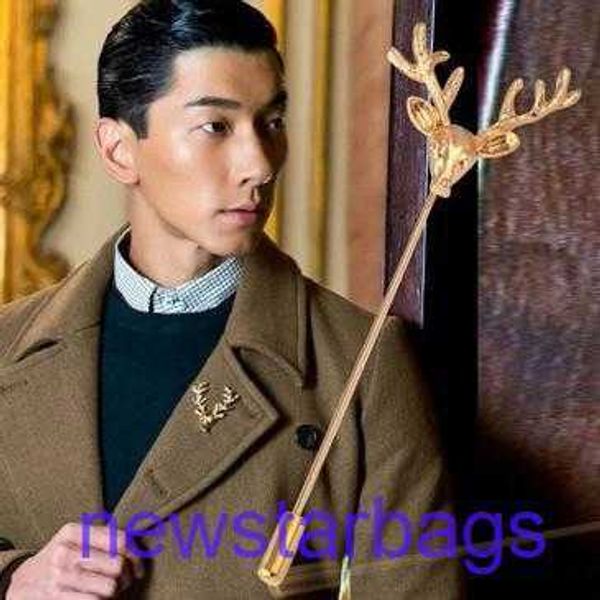 factory outlet wholesale brooches 2023 men's deer head long needle brooch trinket high end fashion suit accessories f007, Gray
factory outlet wholesale brooches 2023 men's deer head long needle brooch trinket high end fashion suit accessories f007, Gray