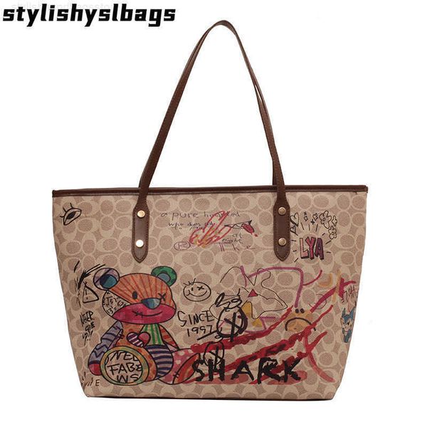 shoulder bags new luxury design large capacity shoulder bag personality contrast color graffiti handbag fashion brand anime bear casual tote
shoulder bags new luxury design large capacity shoulder bag personality contrast color graffiti handbag fashion brand anime bear casual tote