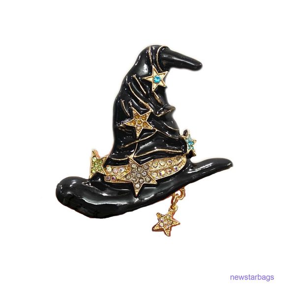 factory outlet wholesale brooches new halloween hat brooch men's and women's alloy rhinestone badge metal jewelry, Gray
factory outlet wholesale brooches new halloween hat brooch men's and women's alloy rhinestone badge metal jewelry, Gray