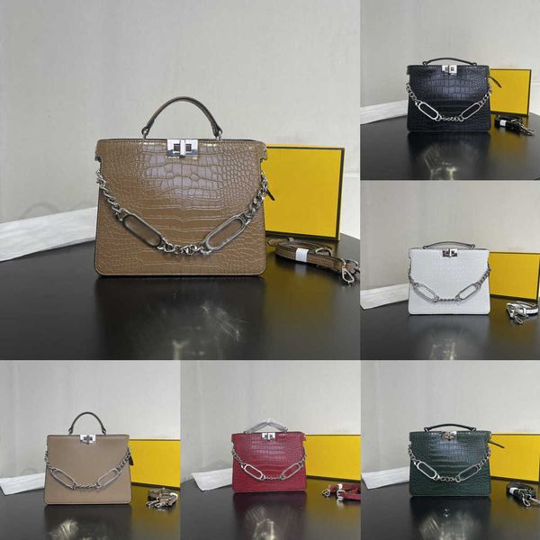 new totes trapezoidal profile tote bag designer cross body handbag f letter woemns designers leather messenger purse 221123
new totes trapezoidal profile tote bag designer cross body handbag f letter woemns designers leather messenger purse 221123