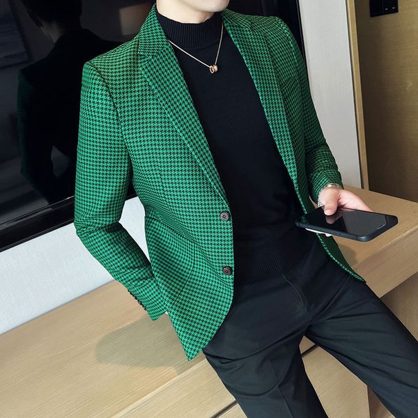 men's suits blazers blazer korean trend business casual elegant fashion high-end simple shopping gentleman plaid suit jacket 230106, White;black
men's suits blazers blazer korean trend business casual elegant fashion high-end simple shopping gentleman plaid suit jacket 230106, White;black