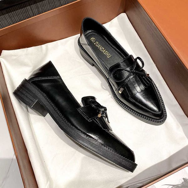dress shoes british small leather shoes women's summer new pointy single shoes thick soled large 41-43, Black
dress shoes british small leather shoes women's summer new pointy single shoes thick soled large 41-43, Black
