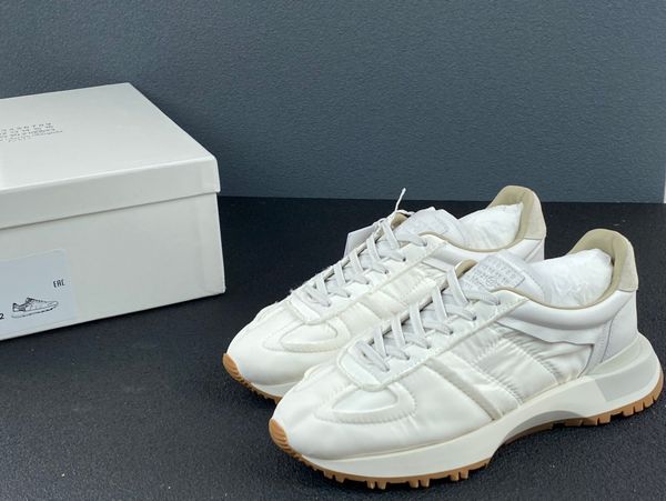 2023 spring womens and mens new designer sneaker casual designer shoes - wonderful womens and mens eu size 36-45 shoes sneakers, Red;white
2023 spring womens and mens new designer sneaker casual designer shoes - wonderful womens and mens eu size 36-45 shoes sneakers, Red;white