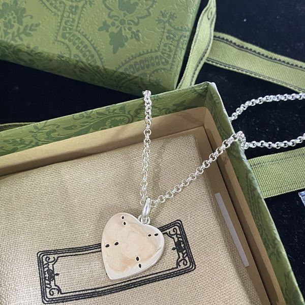 vintage skull designer necklace mens chain silver necklaces rectangle heart tag pendant fashion jewelry men women couple exquisite luxury gh
vintage skull designer necklace mens chain silver necklaces rectangle heart tag pendant fashion jewelry men women couple exquisite luxury gh