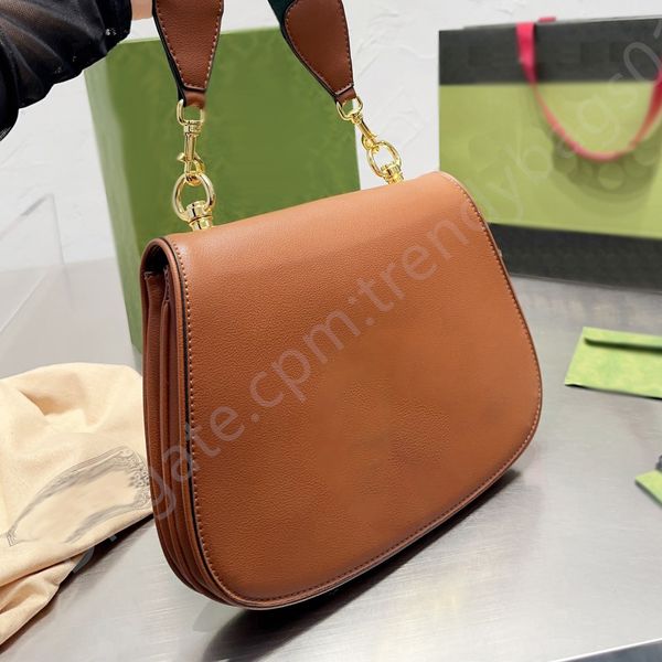 fashion bags the tote bag shouder designer handbag women bags luxury female socialite hasp letter versatile casual real womens purses genuin
fashion bags the tote bag shouder designer handbag women bags luxury female socialite hasp letter versatile casual real womens purses genuin