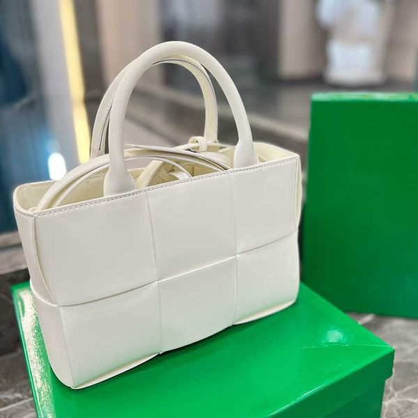 woven shopping bags totes 8 colors tote bag spring-summer new designer bag leather shoulder handle crossbody bags women luxury designers han
woven shopping bags totes 8 colors tote bag spring-summer new designer bag leather shoulder handle crossbody bags women luxury designers han
